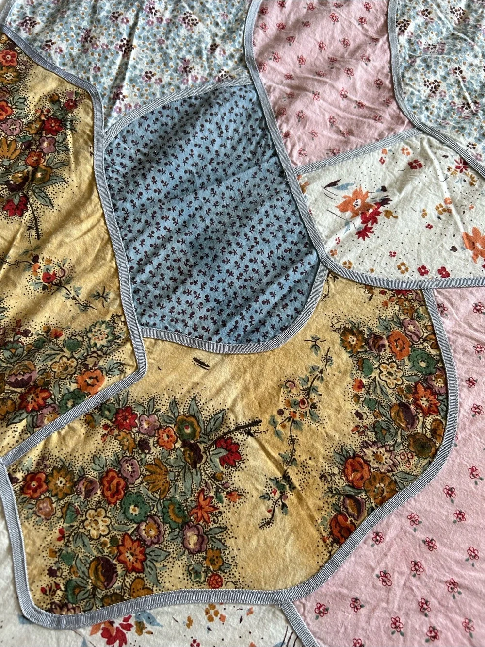 Anthropologie/Urban Outfitters RN 66170 Floral Patchwork Duvet Cover Full/Queen